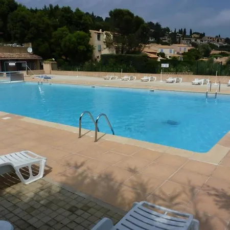 Joli Mas A Avec Piscine Et Terrasse Vue - Fr-1-726-69 Ла Круа-Вальме