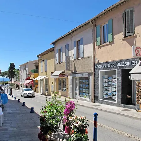 Joli Mas A Avec Piscine Et Terrasse Vue - Fr-1-726-69